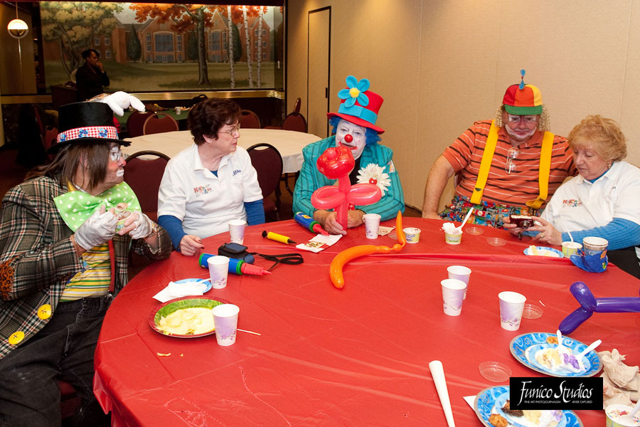 clowns